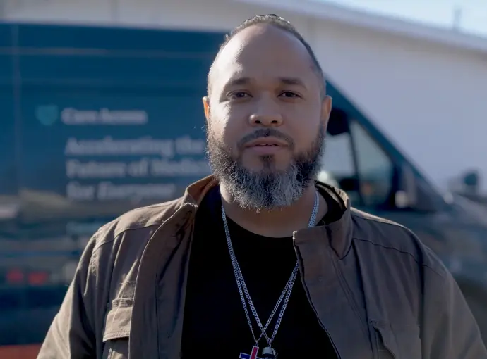 Photo of Rosendo's front face profile